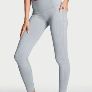 Grey Victoria’s Secret knockout leggings